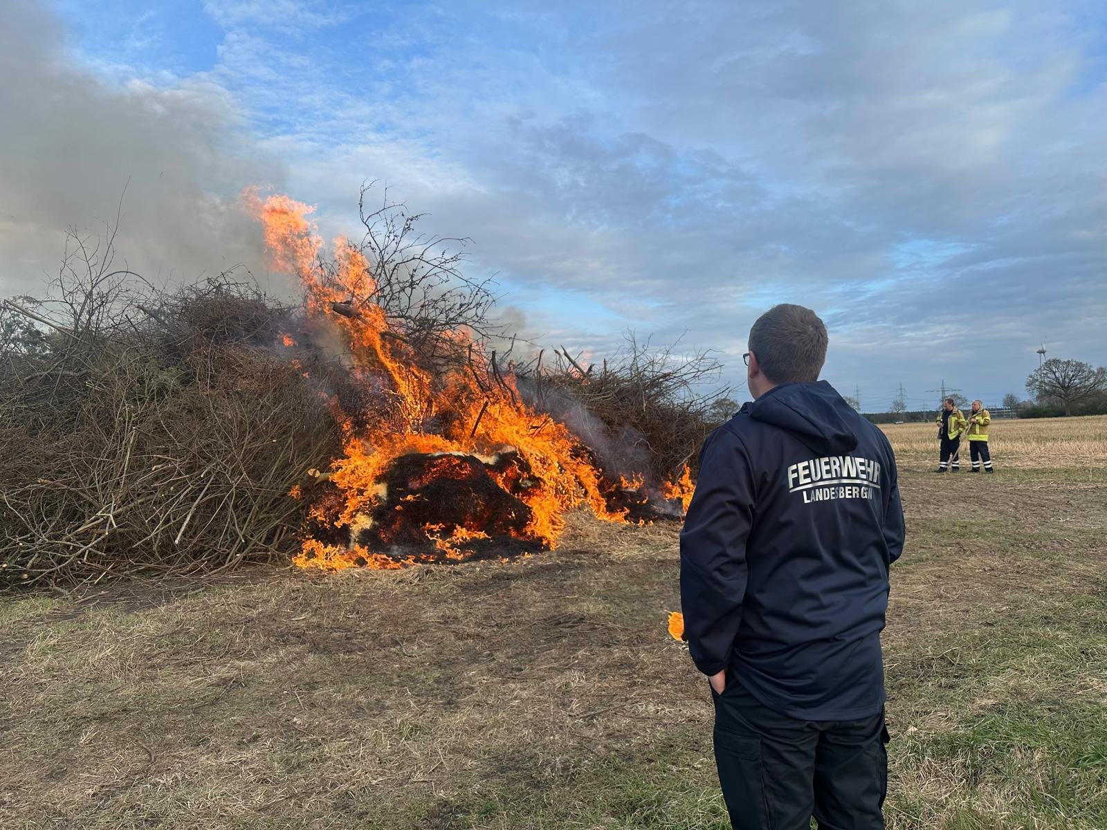 Ereignis%202026-04-04%20Osterfeuer%20%283%29